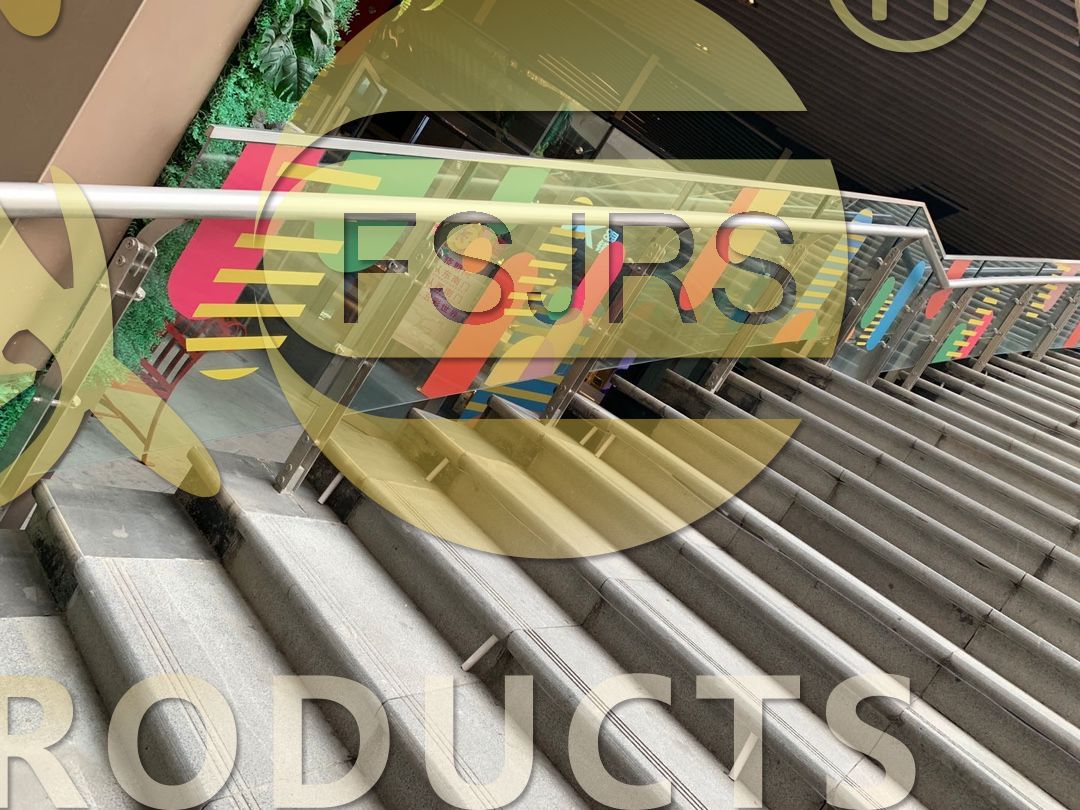 怎麽避免不鏽鋼立柱護欄（lán）搖晃的現象（xiàng）呢？